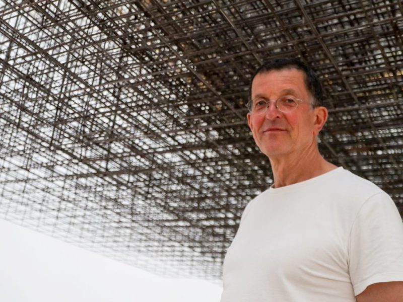 Arte contemporânea – Stella Ramos nos apresenta Antony Gormley